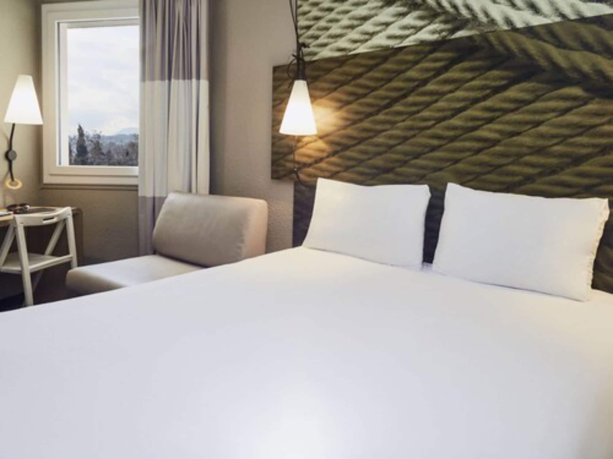 Ibis Toulon La Seyne Sur Mer Zewnętrze zdjęcie