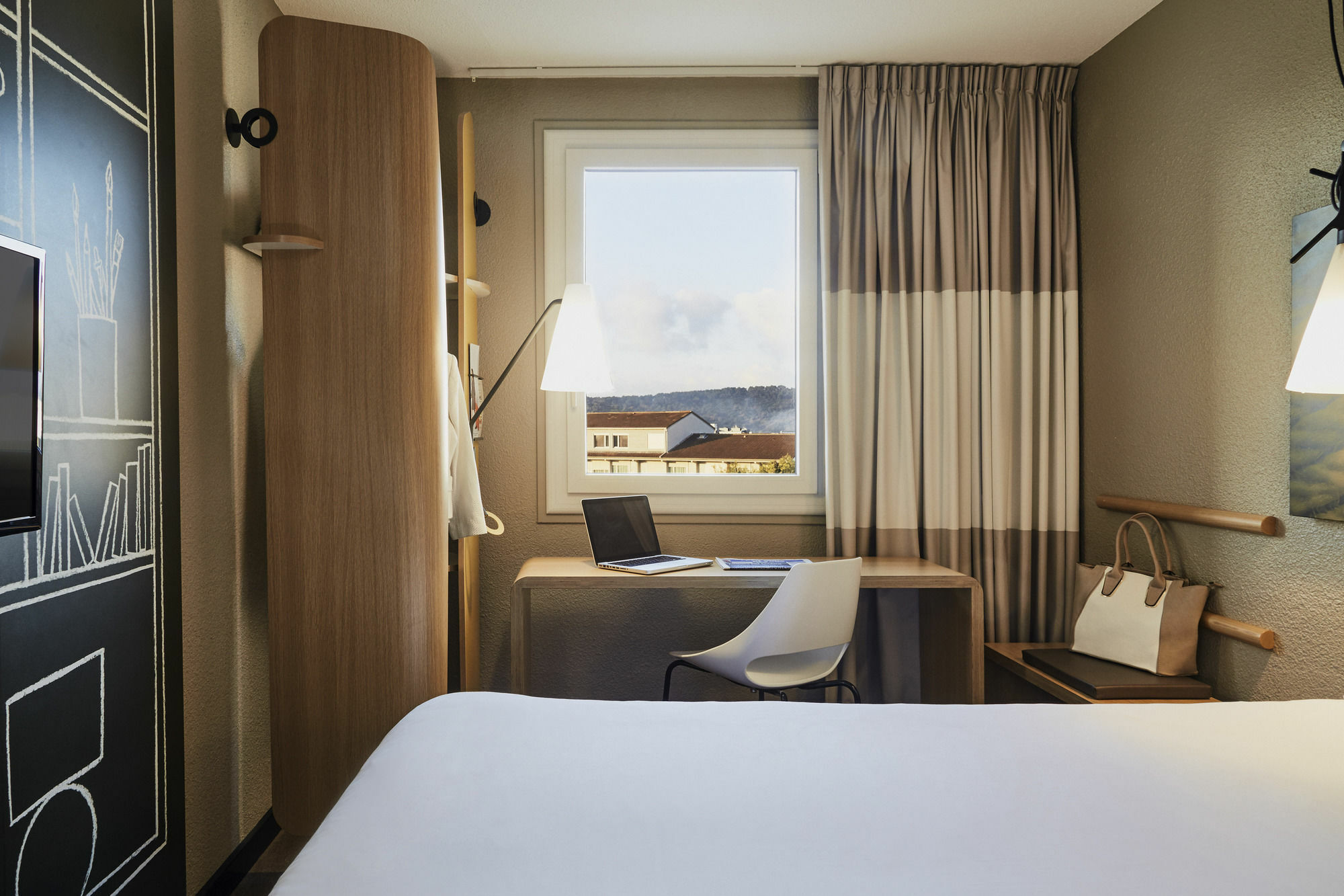 Ibis Toulon La Seyne Sur Mer Zewnętrze zdjęcie