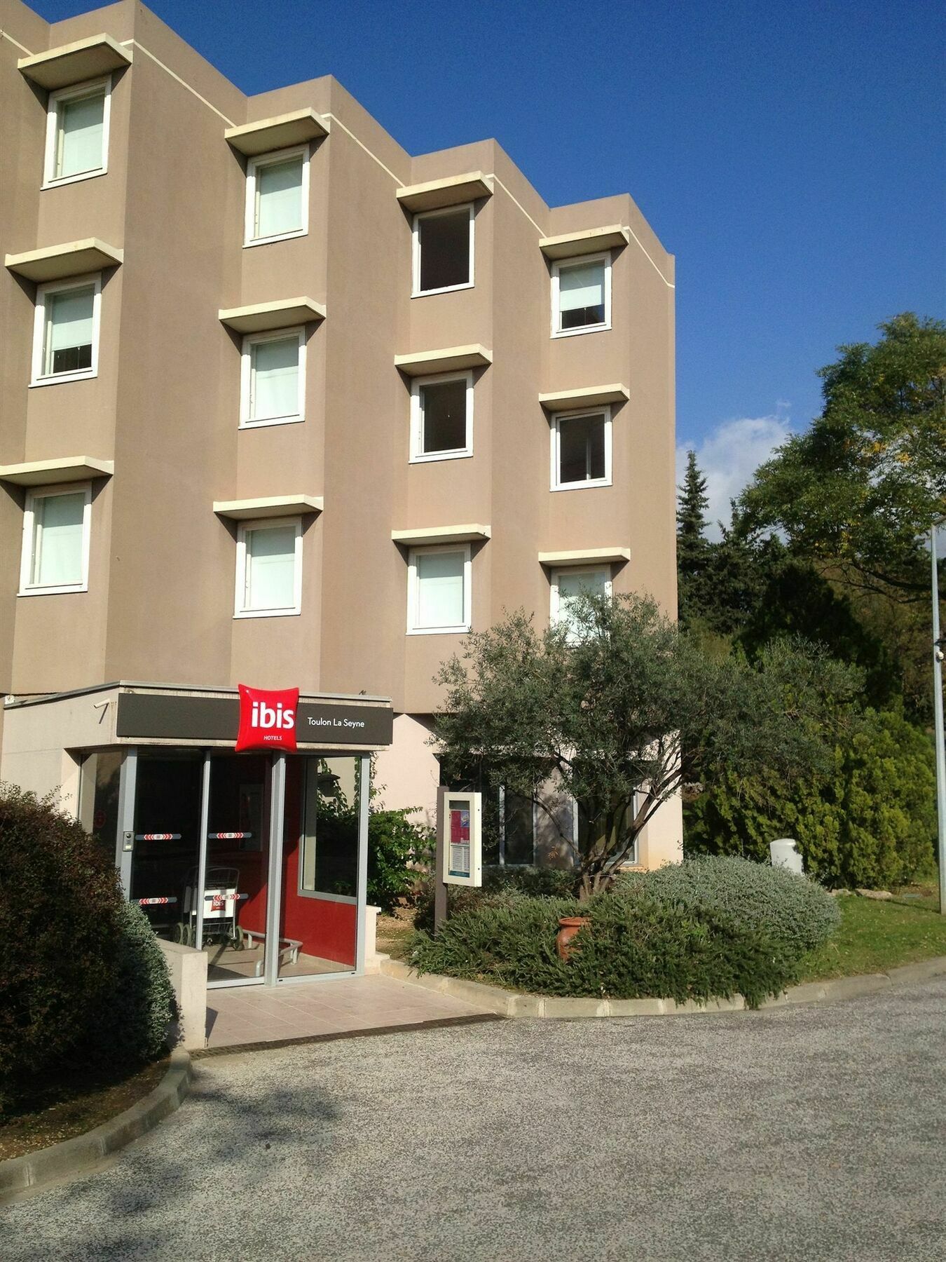 Ibis Toulon La Seyne Sur Mer Zewnętrze zdjęcie